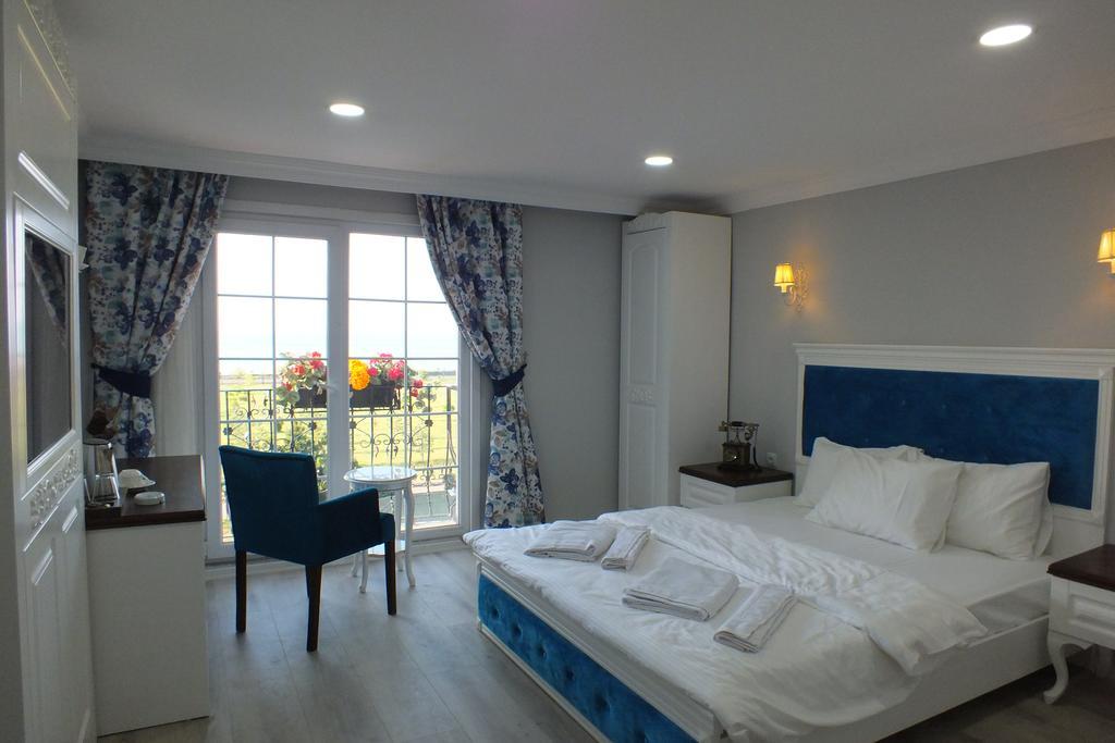 King Butique Hotel Yomra Exterior photo